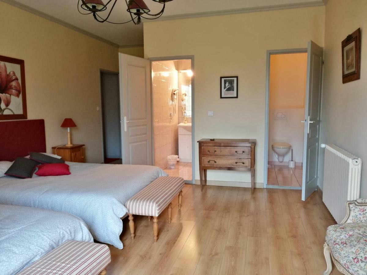 Chambres D'Hotes Le Cedre Bleu Saint-Lattier Exterior foto